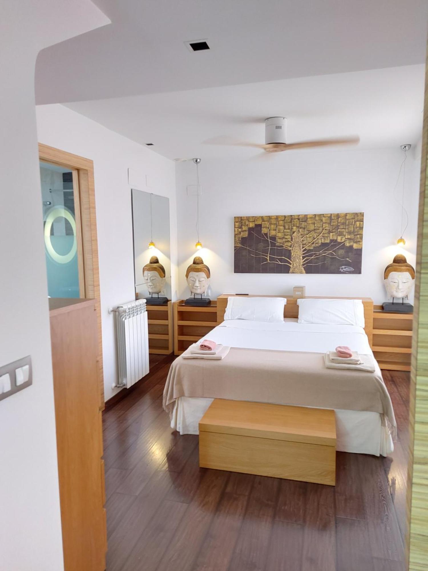 Ferienwohnung Atico De Lujo Con Jacuzzi Climatizado En Terraza Elche Exterior foto