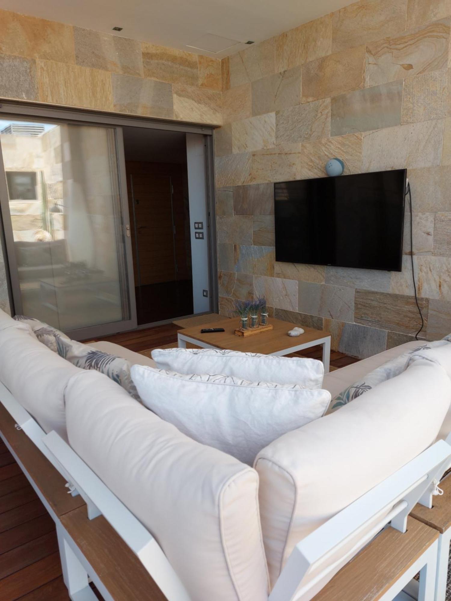 Ferienwohnung Atico De Lujo Con Jacuzzi Climatizado En Terraza Elche Exterior foto